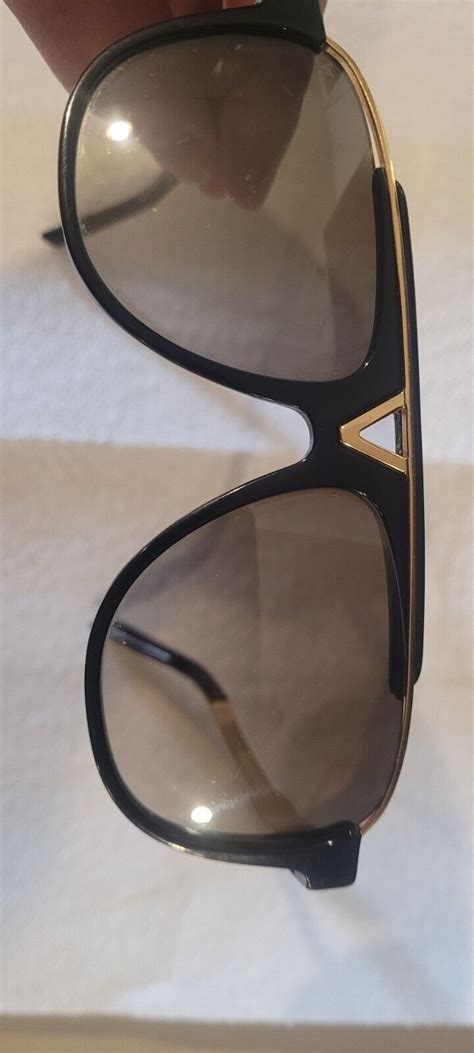 Louis Vuitton Z0936W SUNGLASSES .